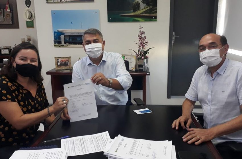  Assinado contrato com empresa que fará o Plano Diretor de Drenagem de Jaraguá do Sul